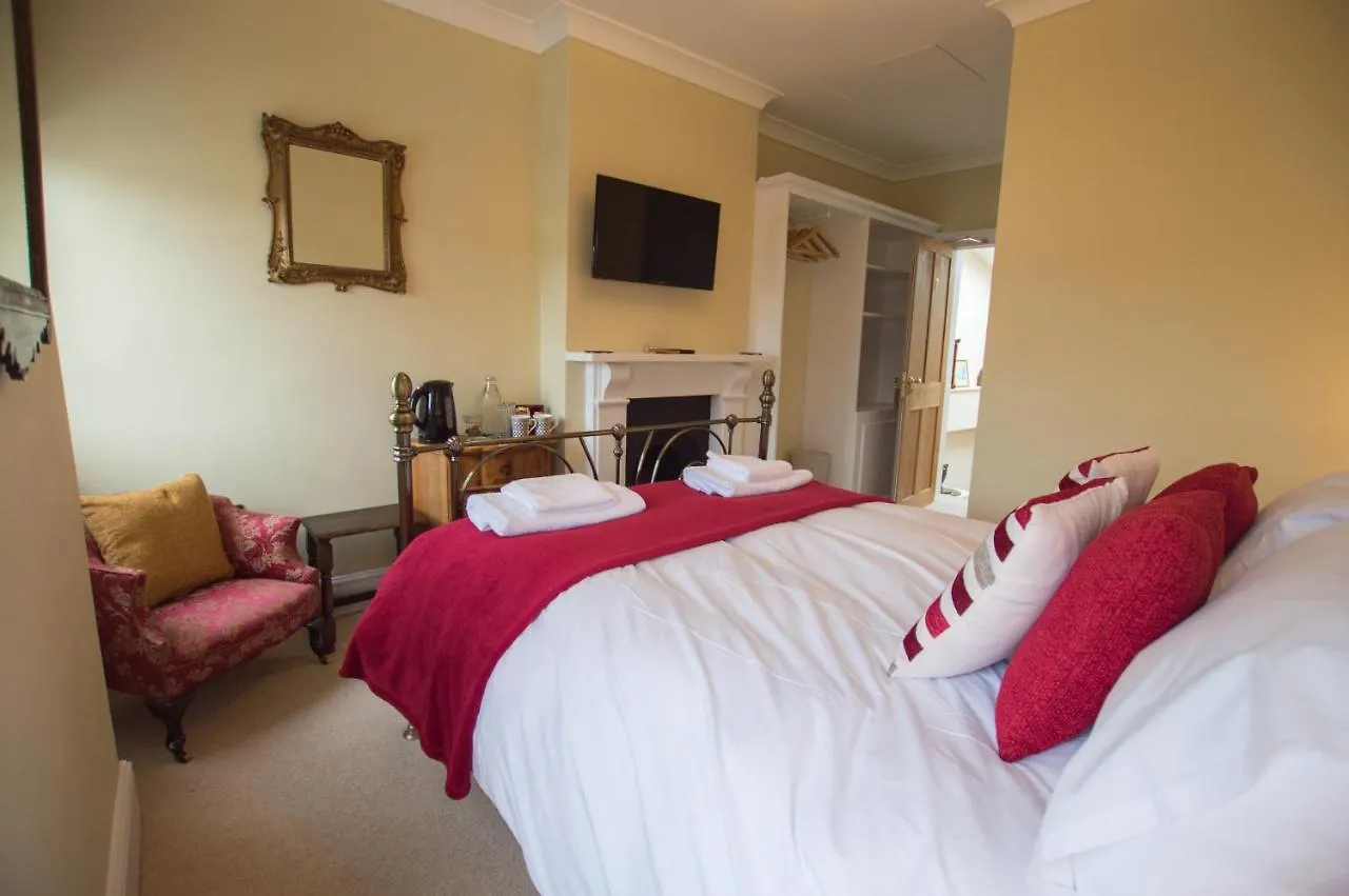 Gasthuis The Portland Guesthouse Cheltenham